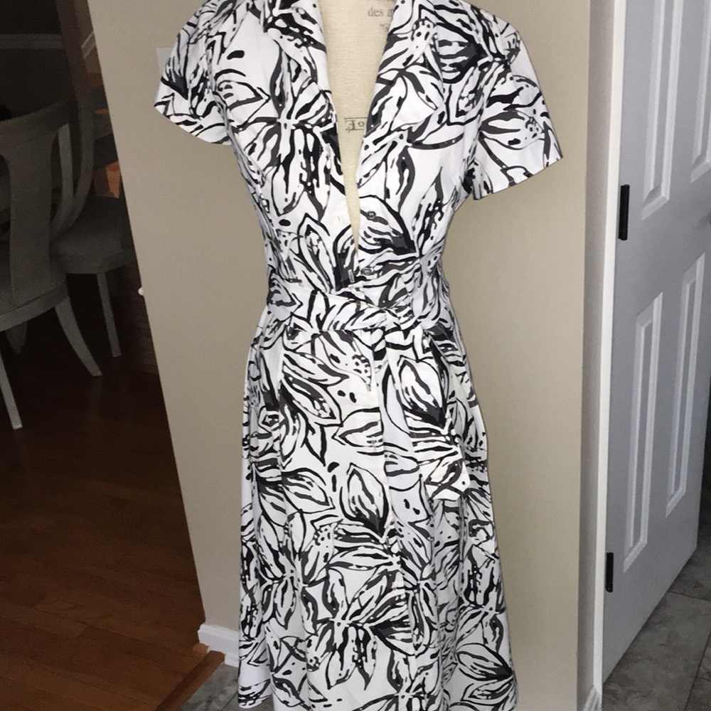 JOSEPH RIBKOFF NWT BELTED STRETCH MIDI FLARE BOTTOM BUTTON FRONT PRINT DRESS SZ8